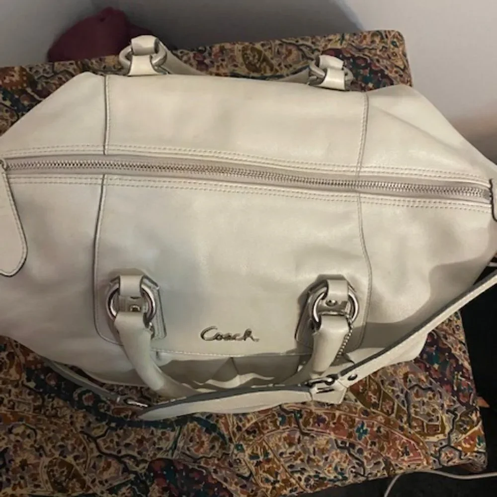 Coach F15447 Ashley Cream Convertible bag
